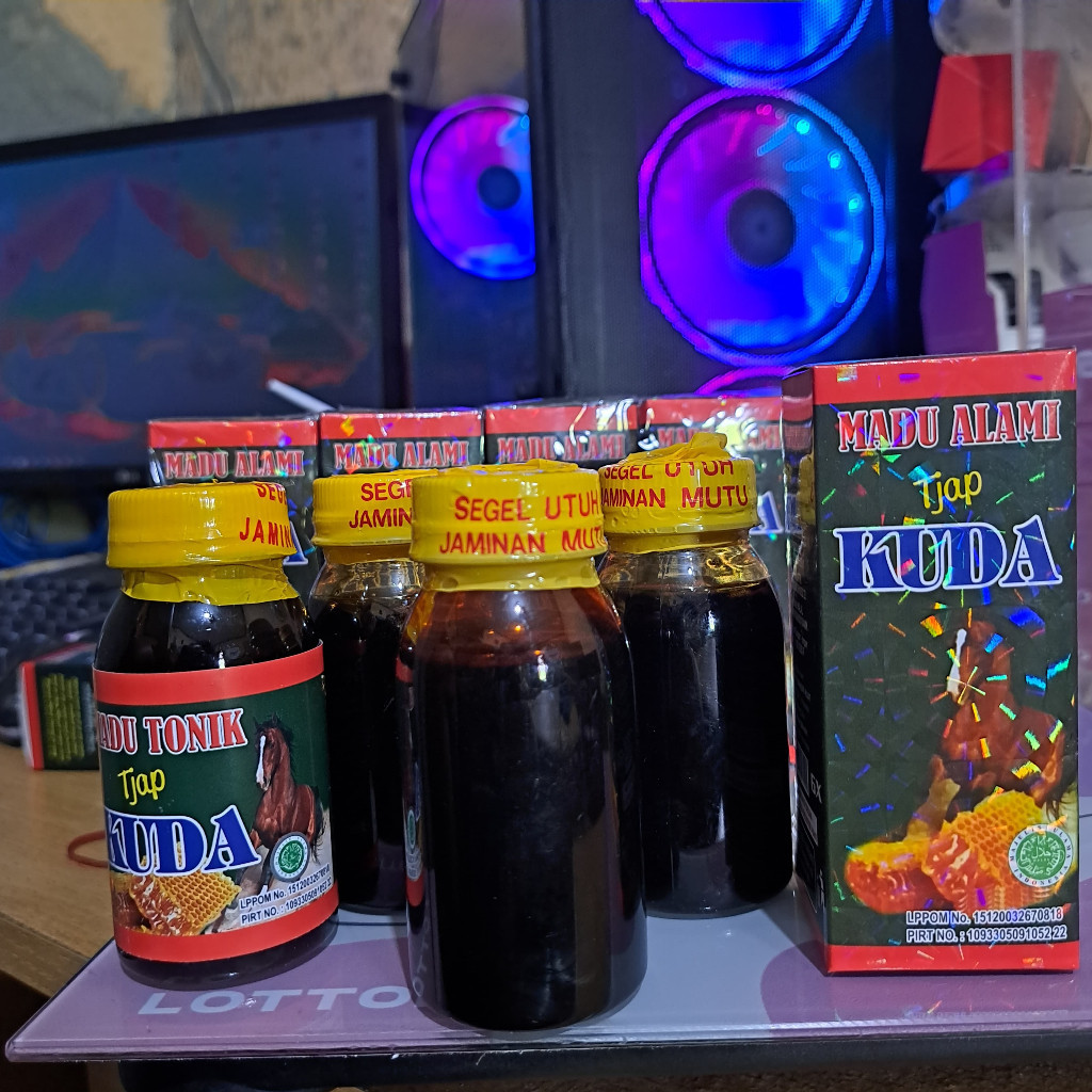 

(privasi) MADU KUAT SEGEL KUNING MADU HERBAL TONIK tjap KUDA 60ML