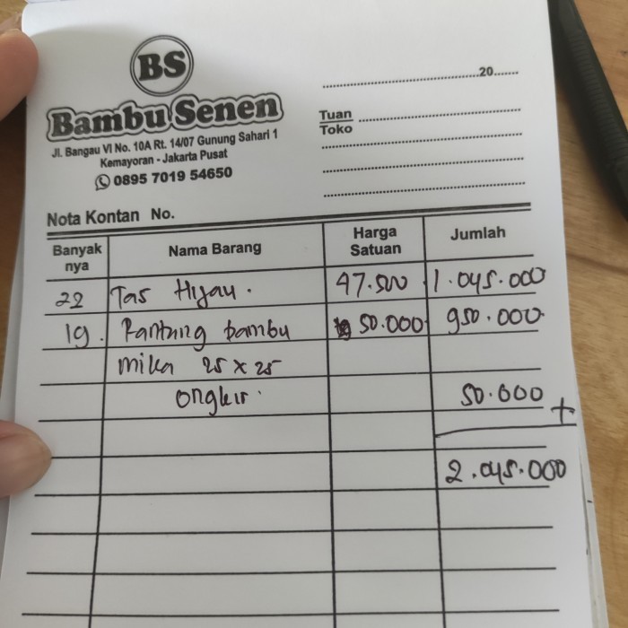 

tas pandan hijau dan box mika order khusus