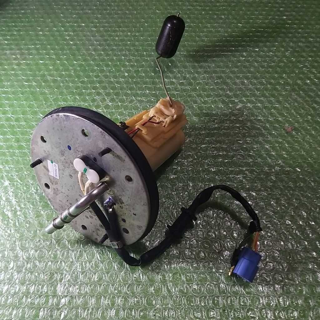 Fuel pump honda CBR 250RR pump unit cbr 250rr original - anindya.olshop