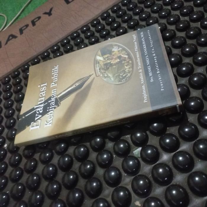 Buku Evaluasi Kebijakan Publik