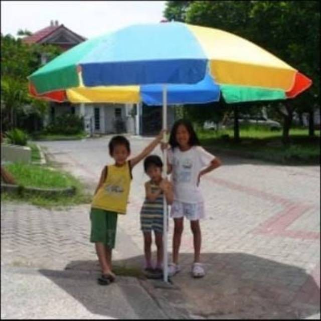 Payung pantai 200CM/ Payung Cafe /Payung Tenda Pelangi 200cm