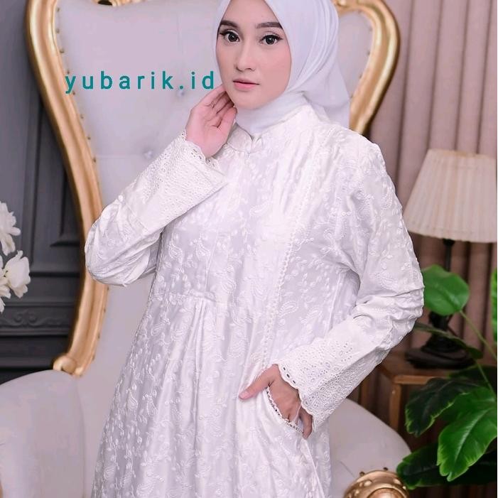 Yubarik-Gamis Putih Semi Sutra Kombinasi Renda Kerancang Model Busui Lapis Furing Heiget Tidak Neraw