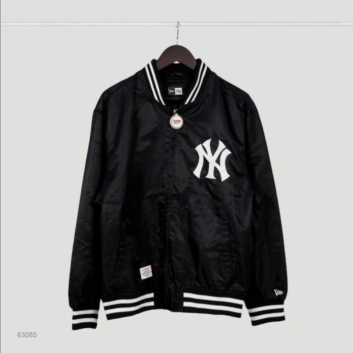 Baseball Jacket Varsity New Era NY New York Black Logo - M