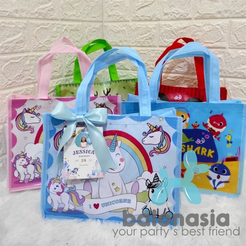 

Balonasia paperbag / goodie bag karakter murah