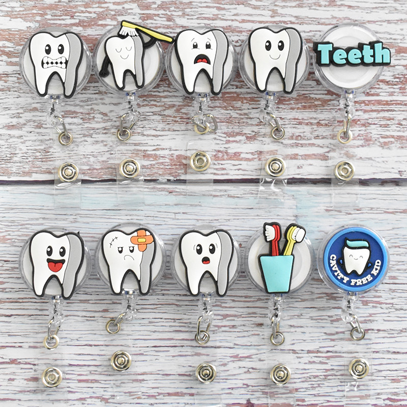 

1PCS New Design Retractable Felt Dentist Nurse Doctor ID Card Badge Holder Reel Keychains Lanyard Alligator Clip