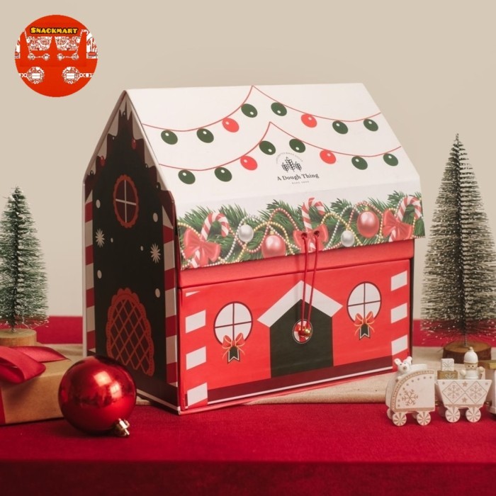 

Hampers Natal Nastar Premium / Parcel Natal Nastar / Hampers Natal Kue Kering / Parcel Natal 2024 / Christmas Hampers / Christmas Gift / Christmas Hampers 2024 - Gingerbread House