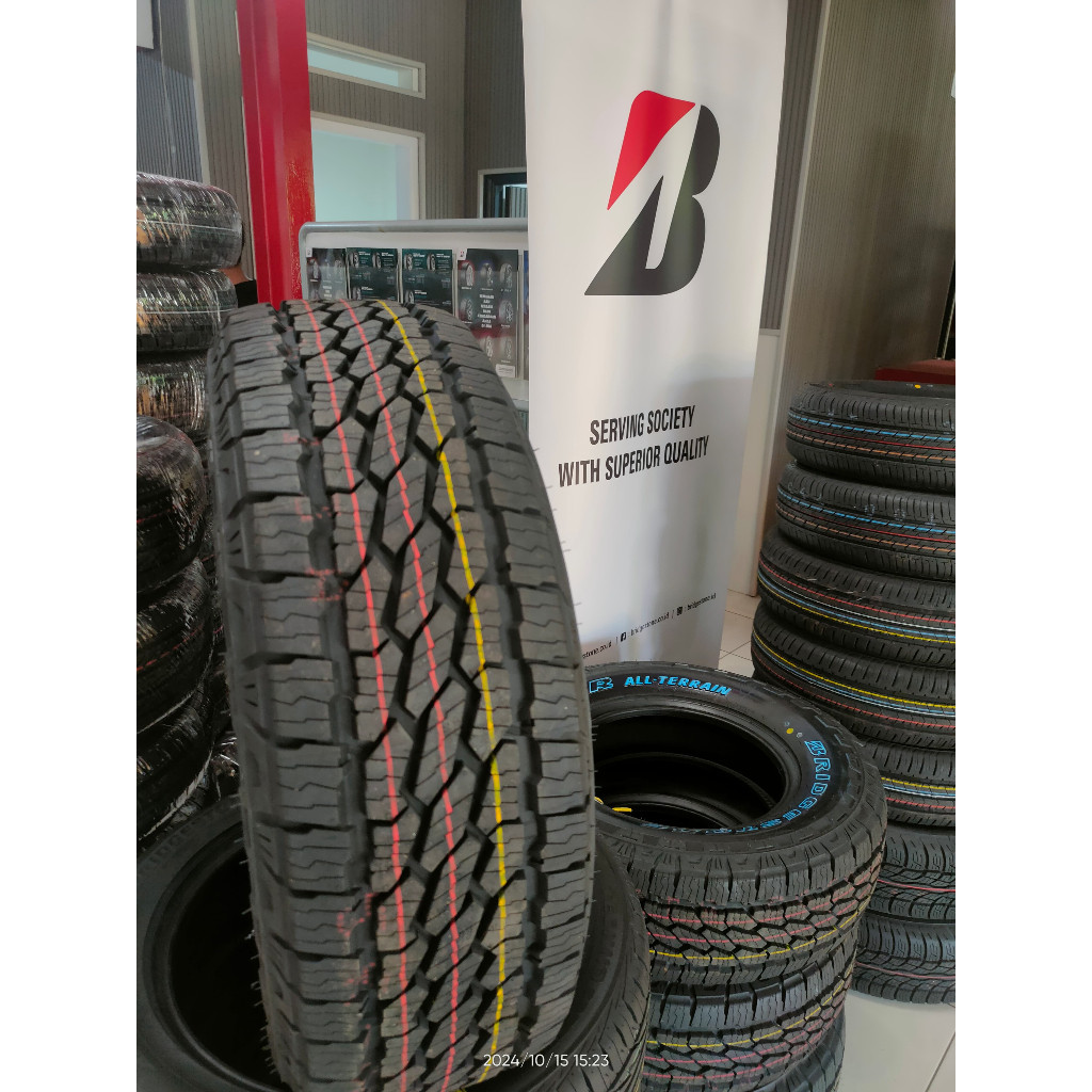 235/70 R15  Bridgestone Dueler AT002 -  Ban Mobil Taft Terano Panther