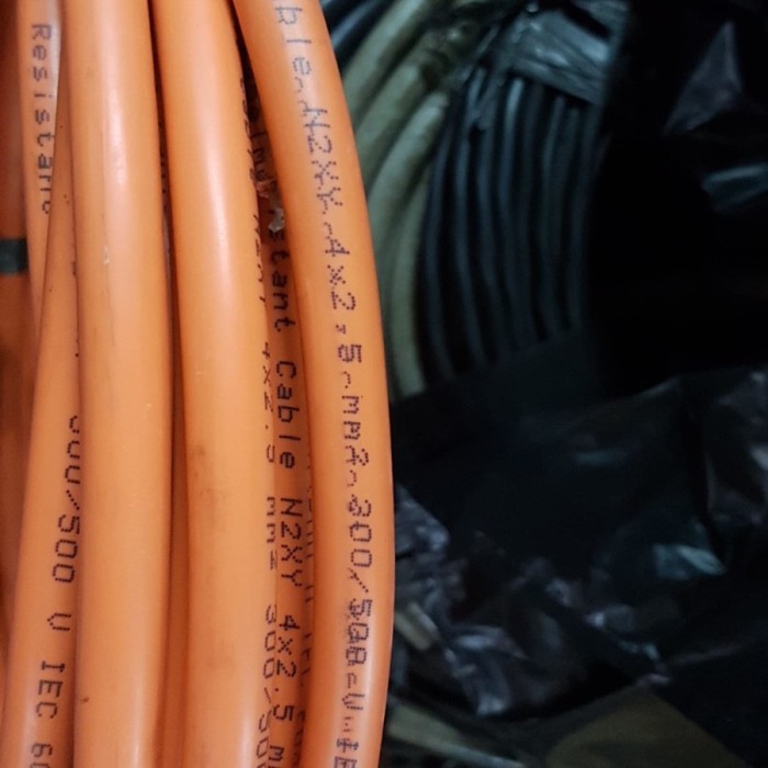 Kabel FRC ( Kabel Tahan Panas ) 4x2,5 4x2.5 mm Meteran