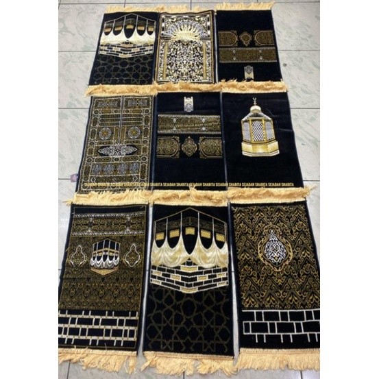 Sajadah Turki mini kiswah tebal dan lembut.
