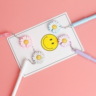 

Pulpen Gel Gantungan Karakter Bunga Daisy Pena Pelajar Lucu Souvenir 602