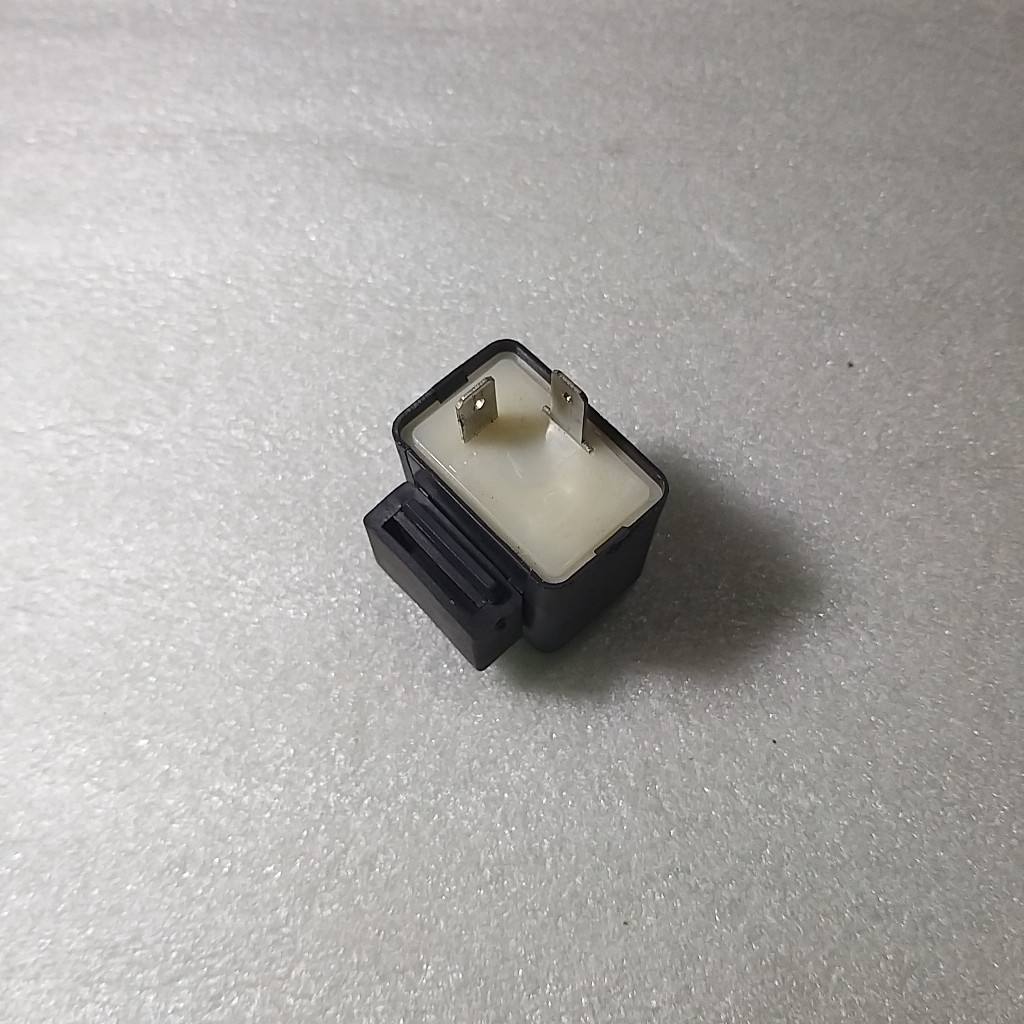 TERMURAH - Flasher sein relay 2 kaki 12V honda grand prima supra c70 karisma vario tiger - anindya.o