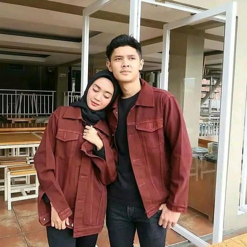 Jaket Jeans Couple Terbaik - Ootd Couple Rekomendasi -Couple Set Jaket Jeans Pasangan DAPAT 2 PCS