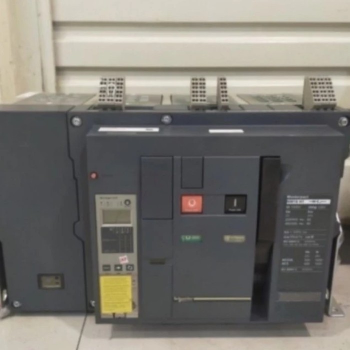ACB SCHNEIDER NW10H1 4P 1000A KOMPLIT MOTORIZED ,UVT ,AUXLIARY SCHNEIDER ACB NW10H14F2EH 1000A 4P 65