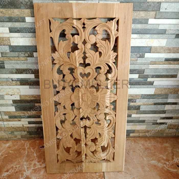 ukiran angin-angin rumah BM32423