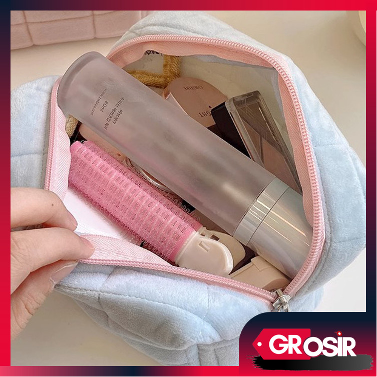 

Grosir T5958 Tempat Pouch Pillow Korea / Kotak Pensil Sleting Velvet Aesthetic Pastel / Kotak Pensil Bulu / Make Up Pouch