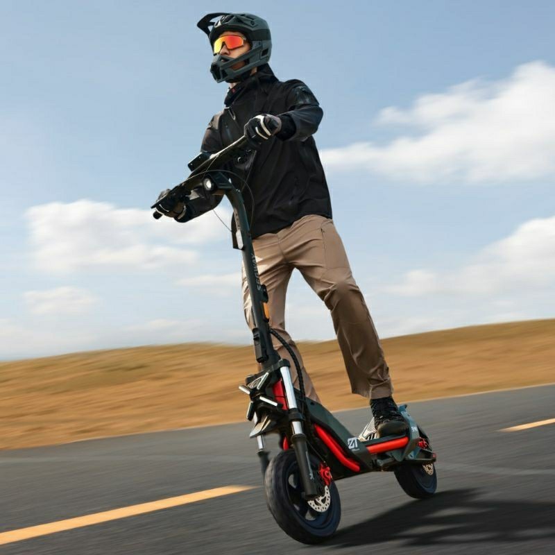 promo Segway Ninebot KickScooter Electric Skuter Listrik Dewasa 70km 1600W - ZT3 Pro - HITAM