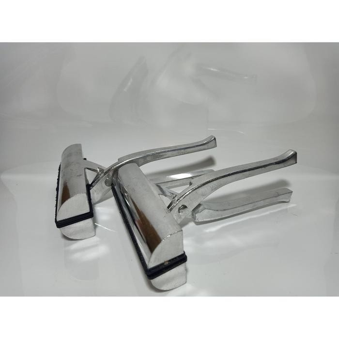 Hand Puller / Alat Penjepit Kain Screen Sablon