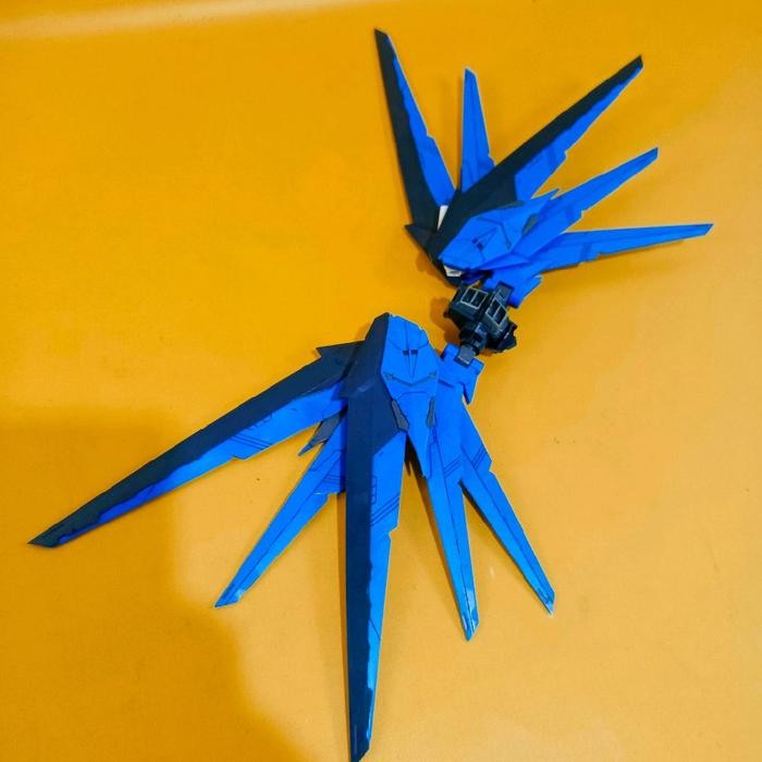 MG 1/100 MG FREEDOM DABAN PART BACKPACK WING MODEL KIT