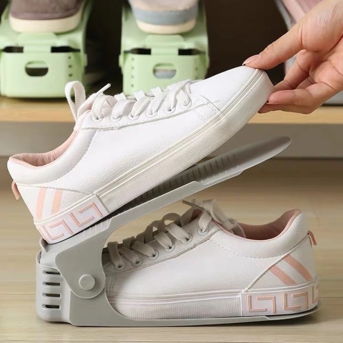 Rak Tingkat Tatakan Tempat Penyimpanan Alas Penumpuk Tumpuk Sepatu Sendal Heels Wedges Susun Organiser Shoe Rack OrganiserAdjustable Shoes Organizer Home Space Saver