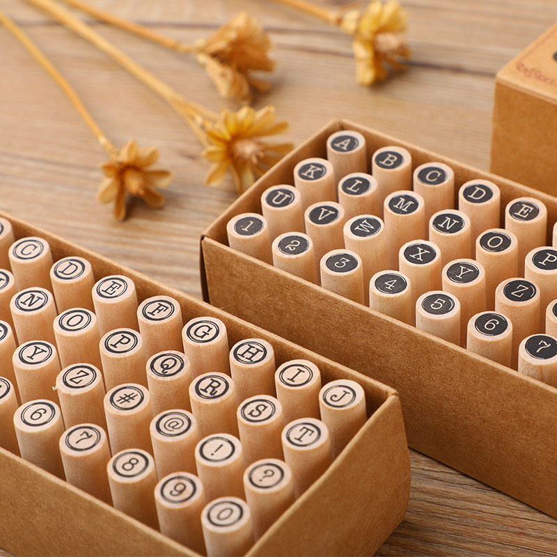 

1pcs Creative Wooden Letter Cylinder Seal DIY Diary Decoration English Series Stamps 2 Options 40 PiecesLetters Customized Cute