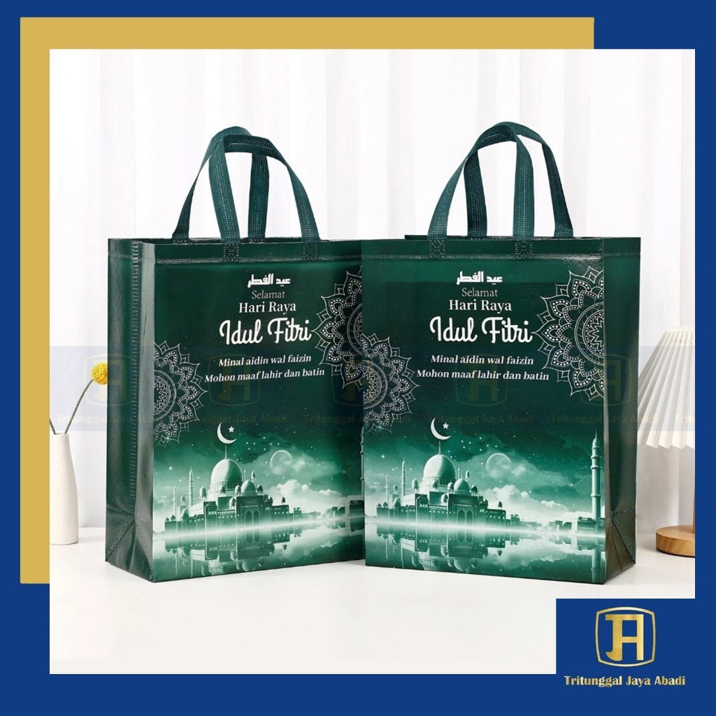 

Tas Goodie Bag Parcel Lebaran Idul Fitri Hijau – Spunbond 40x30x14cm (Biru & Hijau)