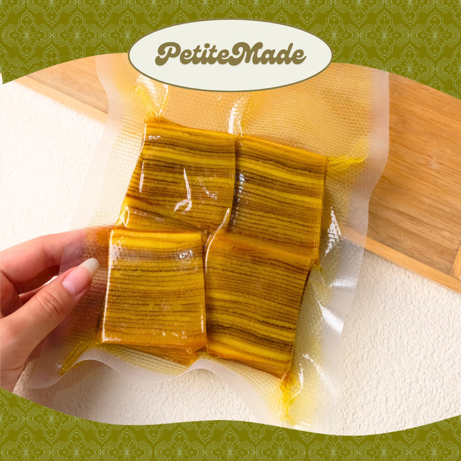 

PETITE MADE - Lapis Legit Vacum Pinggiran (200g)