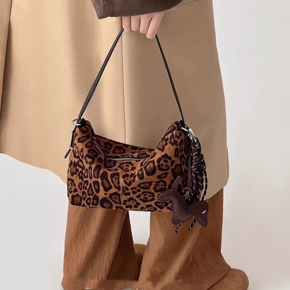 Tas tote wanita dingin memegang tas motif macan tutul abad pertengahan tas bahu komuter crossbody pr