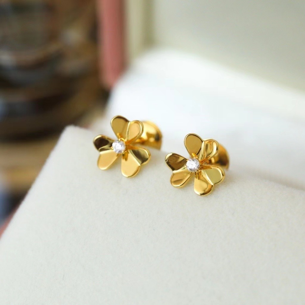COD 【17K/ 750 】 Anting Four Leaf Clover Three Leaf Clover