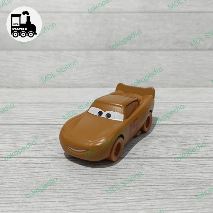 EF90 Disney Pixar Cars - Chester Whipplefilter McQueen (NO MARKING DIECAST)