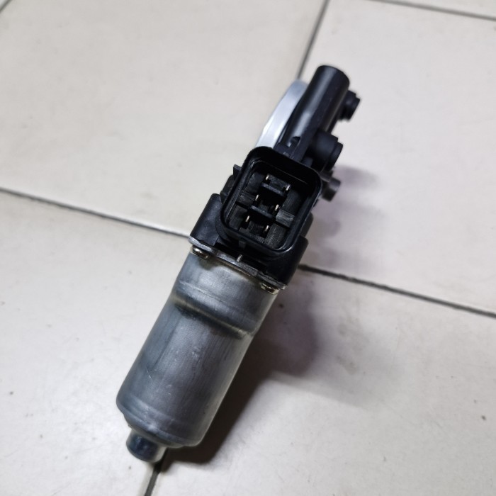 Motor Power Window Depan Kanan Mitsubishi Outlander Sport