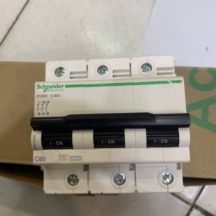 mcb c120n 3p 80a schneider