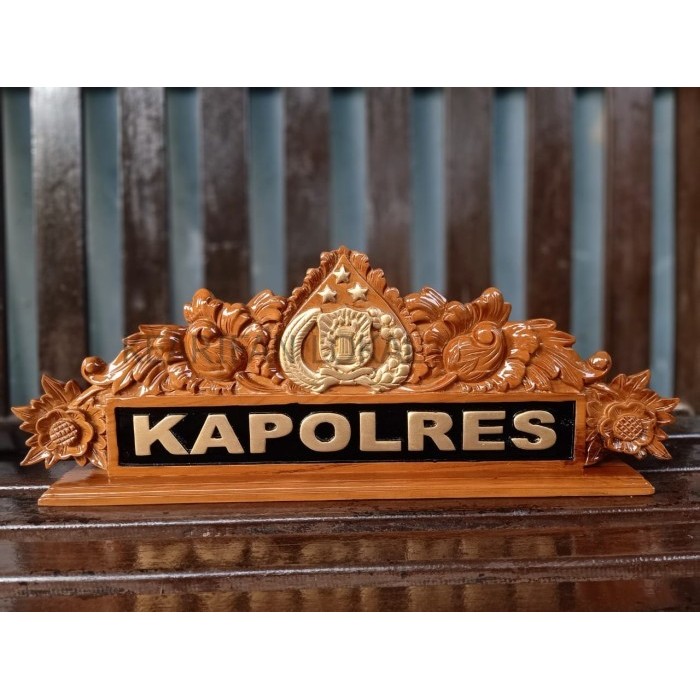 

PAPAN NAMA POLISI + PAPAN NAMA KAYU UKIR + LOGGO CUSTOM + KAYU JATI yermurah KF3421