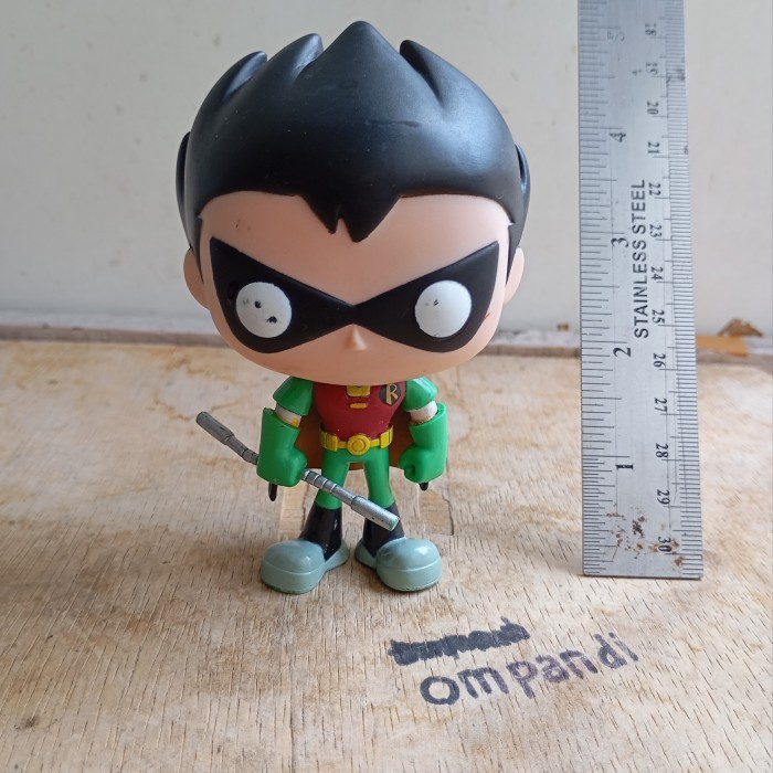MAINAN figure funko pop robin batman
