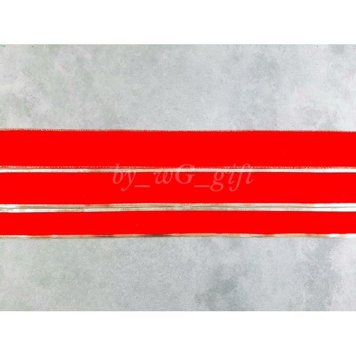 

Pita Merah Pinggir List Gold; Mix Ukuran; Panjang 10 Yard