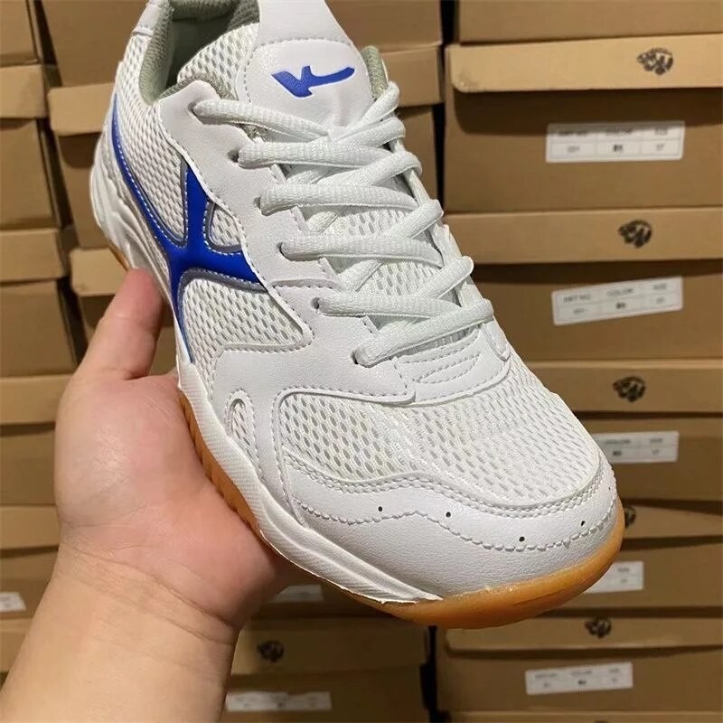 Sepatu tenis meja pria wanita, sneaker olahraga Anti Slip uniseks desainer sepatu tenis meja 2023