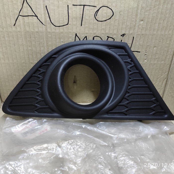 Cover Fog lamp Baleno 2018-2019 atau Baleno Hatchback - Kanan, 2020 Asli