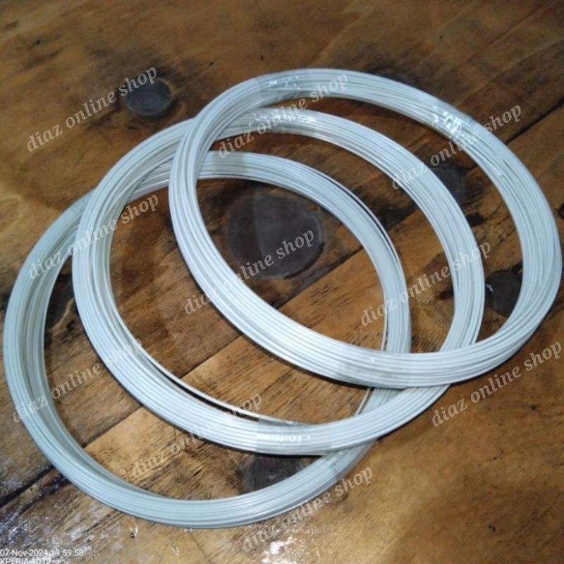 Jeruji Ruji Fiber Putih Berat ½ KG Untuk Sangkar DLL