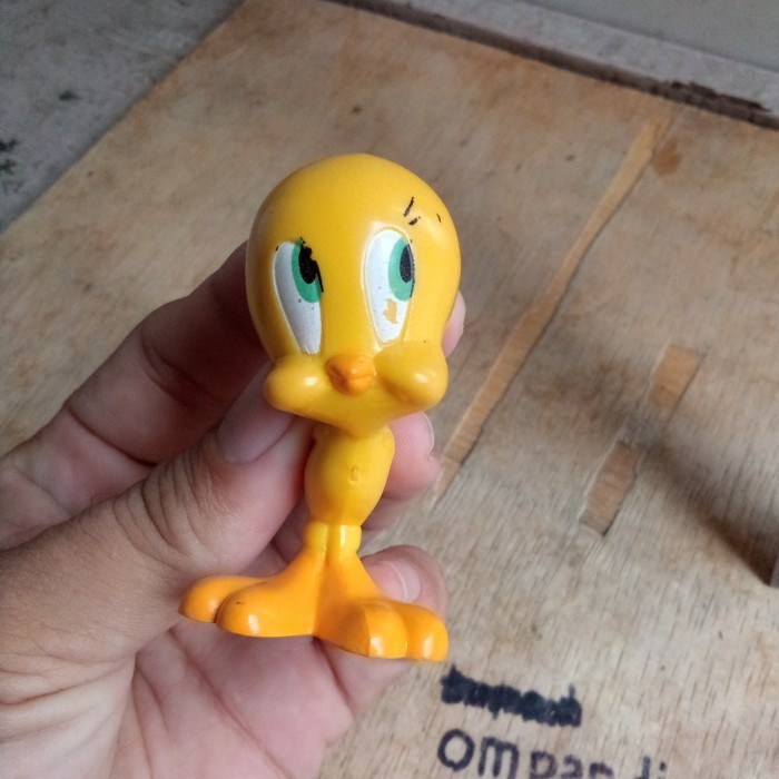 ZS34 figure action looney tunes tweety kode 02