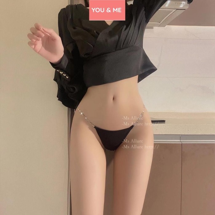 Celana Dalam Wanita Sexy Thong CD Tali Bersinar - L