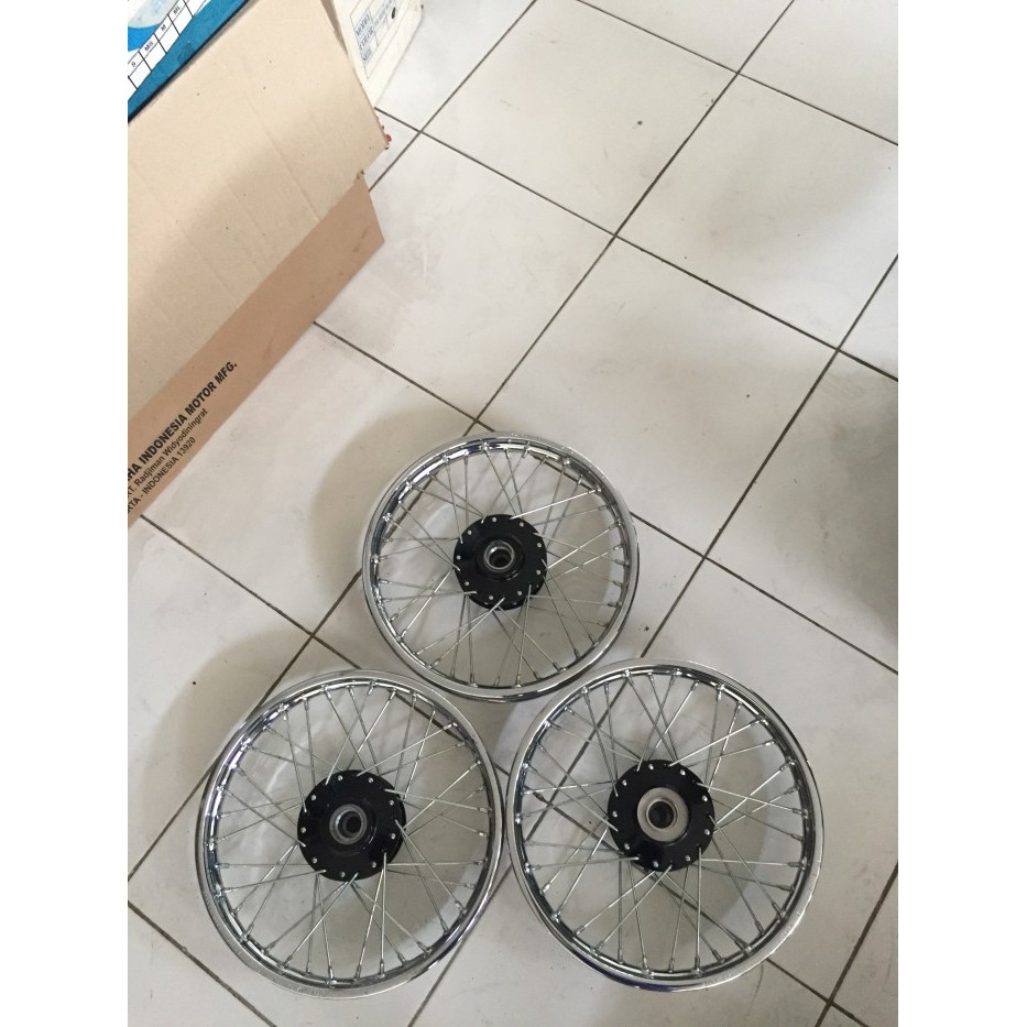 [MINUS] VELG / PELEK JARI-JARI DAN TROMOL DEPAN MIO SPORTY /SMILE COPOTAN MOTOR BARU /DID/ ORIGINAL