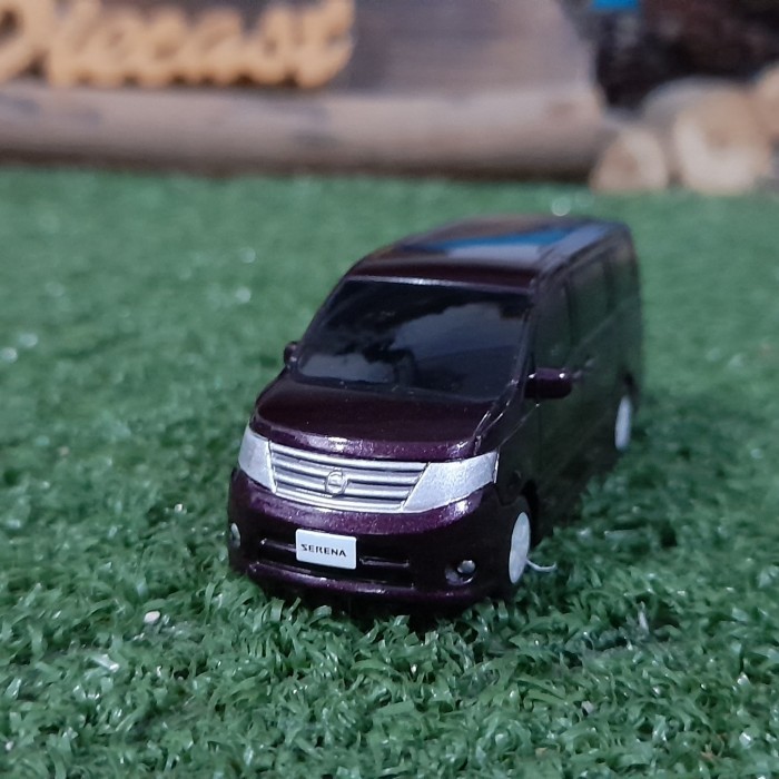Diecast Nissan Serena C25 maroon mainan anak skala 64