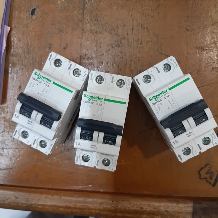 mcb c60h dc 2p 1a schneider/mcb dc 2p 1a schneider