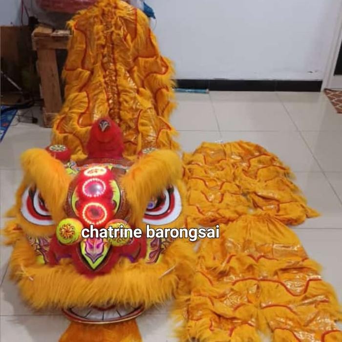 barongsai show dewasa