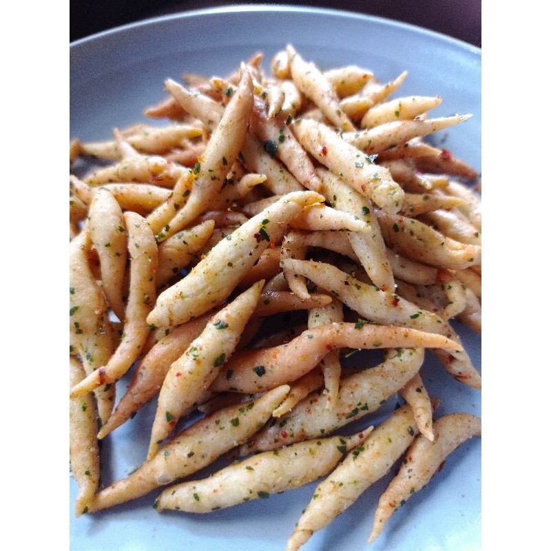 

Tiktuk Kriuk khas Garut 1 KG