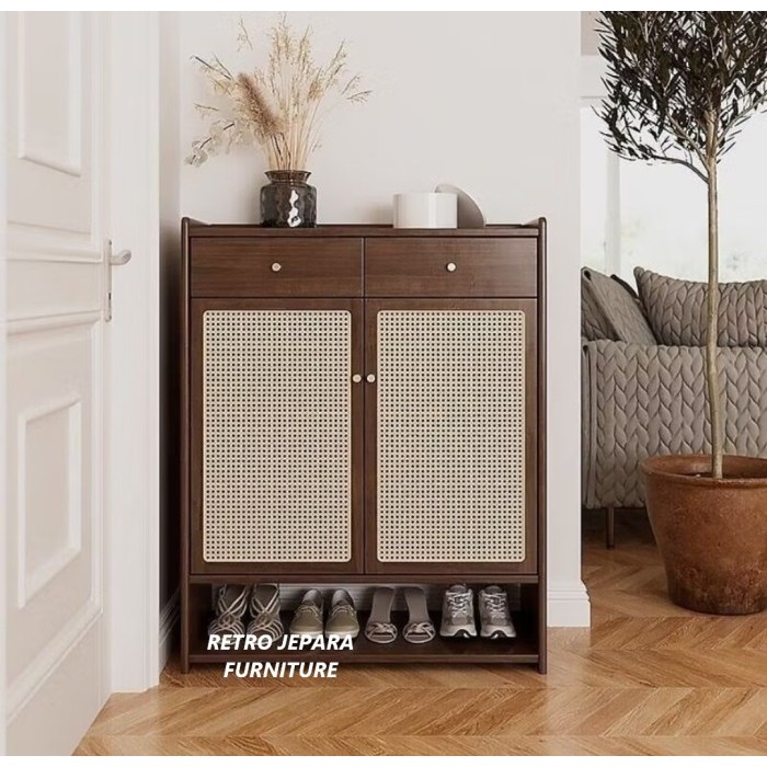 Lemari Sepatu Sandal Aesthetic Kayu Jati mix rotan minimalis/Rak sepatu sandal tertutup minimalis ka