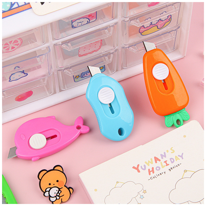 

PISAU CUTTER MINI Cutter Mini Model Pembuka Paket Cute Box Cutter