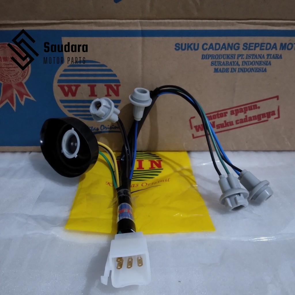 Fitting Lampu Mio 125 M3 2014 2015 2016 2017 2018 2019 WIN | cop fiting piting peteng motor injeksi 