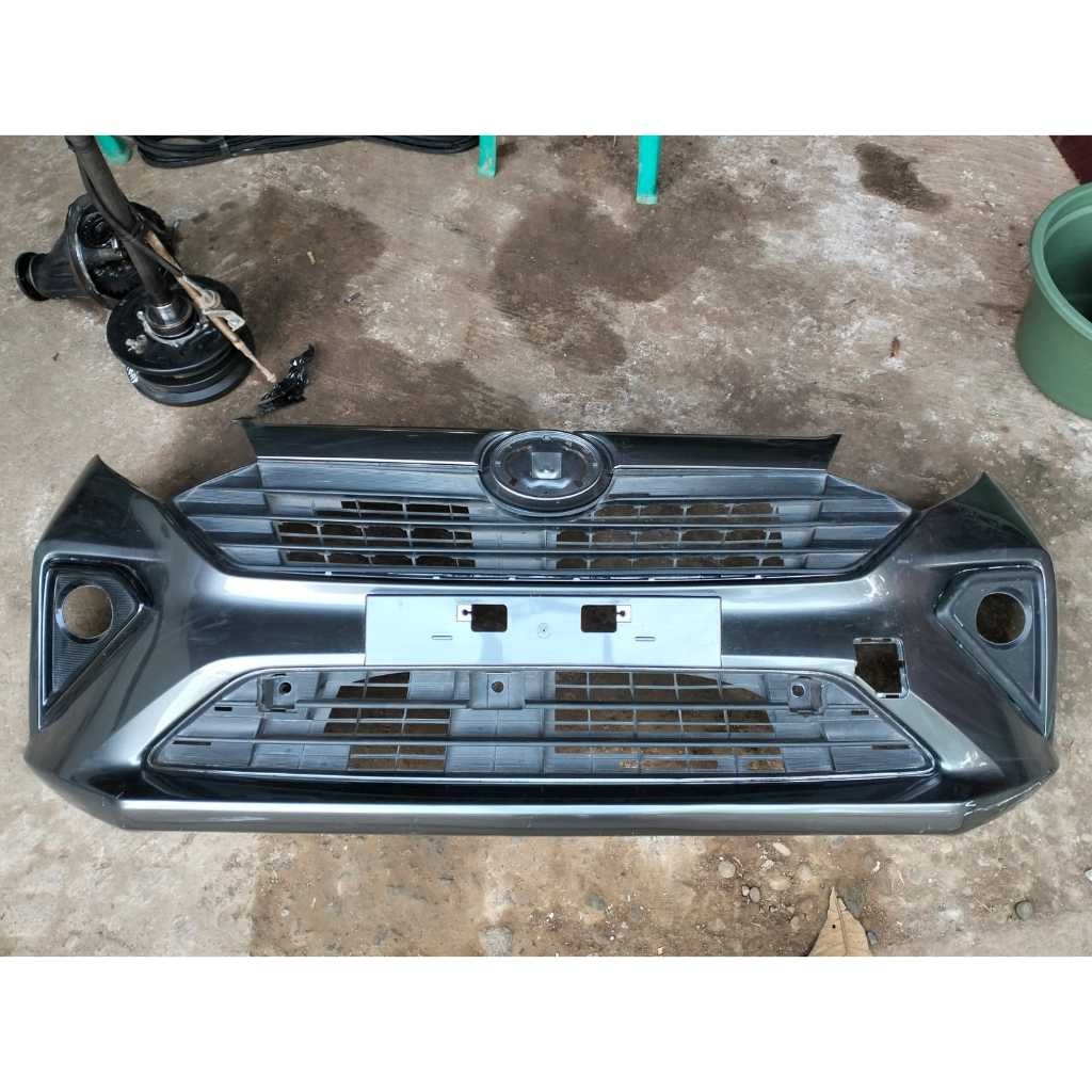 Bumper bemper Depan Daihatsu Sigra 2019 2020 original copotan