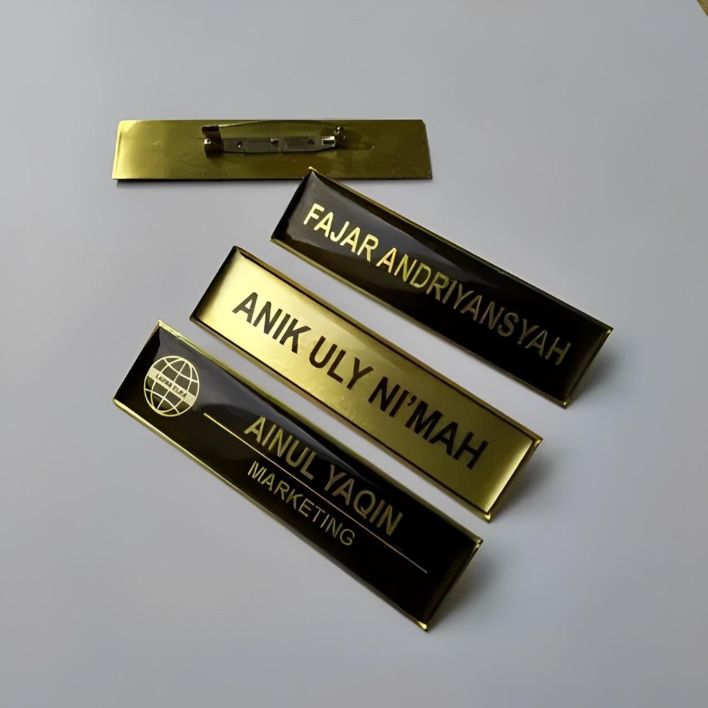 

Name Tag Nama Dada Magnet Peniti Kuningan & Akrilik Resin - Satpam ,Guru, Dokter Perawat Bidan Apoteker Karyawan