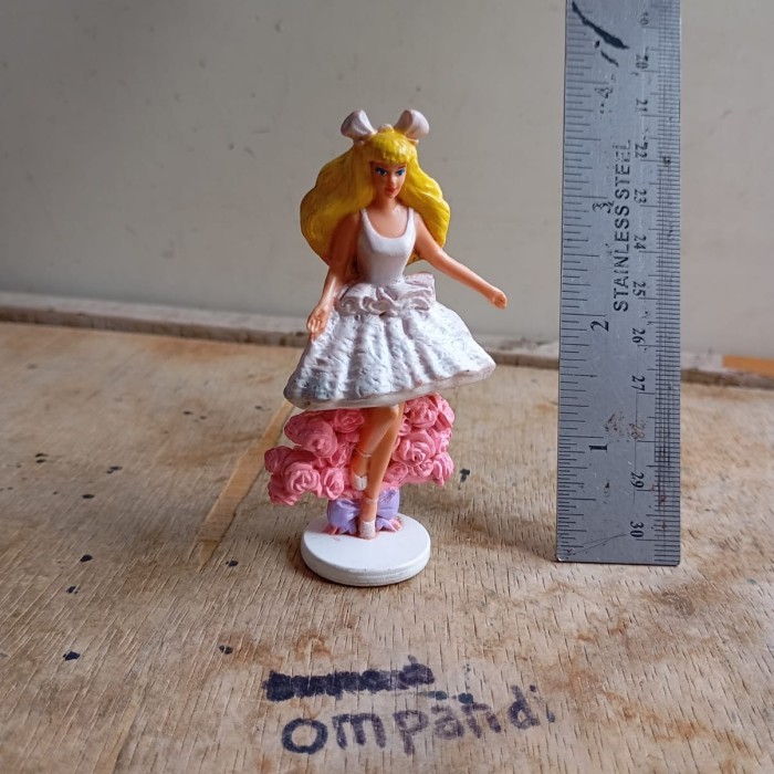 MAINAN figure kartun Barbie vintage